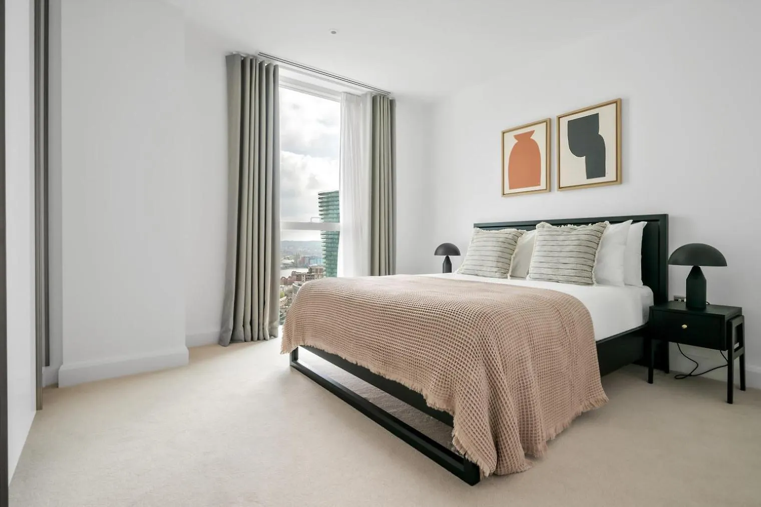 Апартаменты Blueground Canary Wharf Nr Wharf Lon-166 Лондон Великобритания